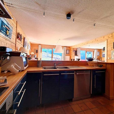 Вилла Chalet Spacieux Avec Cheminee Et Terrasse, Skis Aux Pieds, 10 Pers., Proche Des Menuires - Fr-1-344-1202 Сен-Мартен-де-Бельвиль Экстерьер фото